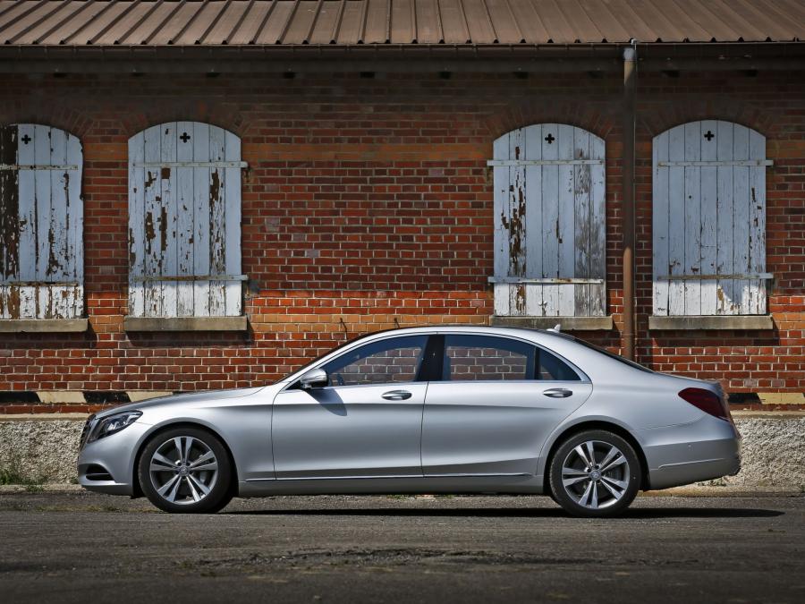  Mercedes-Benz S500 2013 года  (фото 15 из 21)